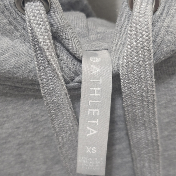 Athleta Light Gray Women's Hoodie - Picture 3 of 8